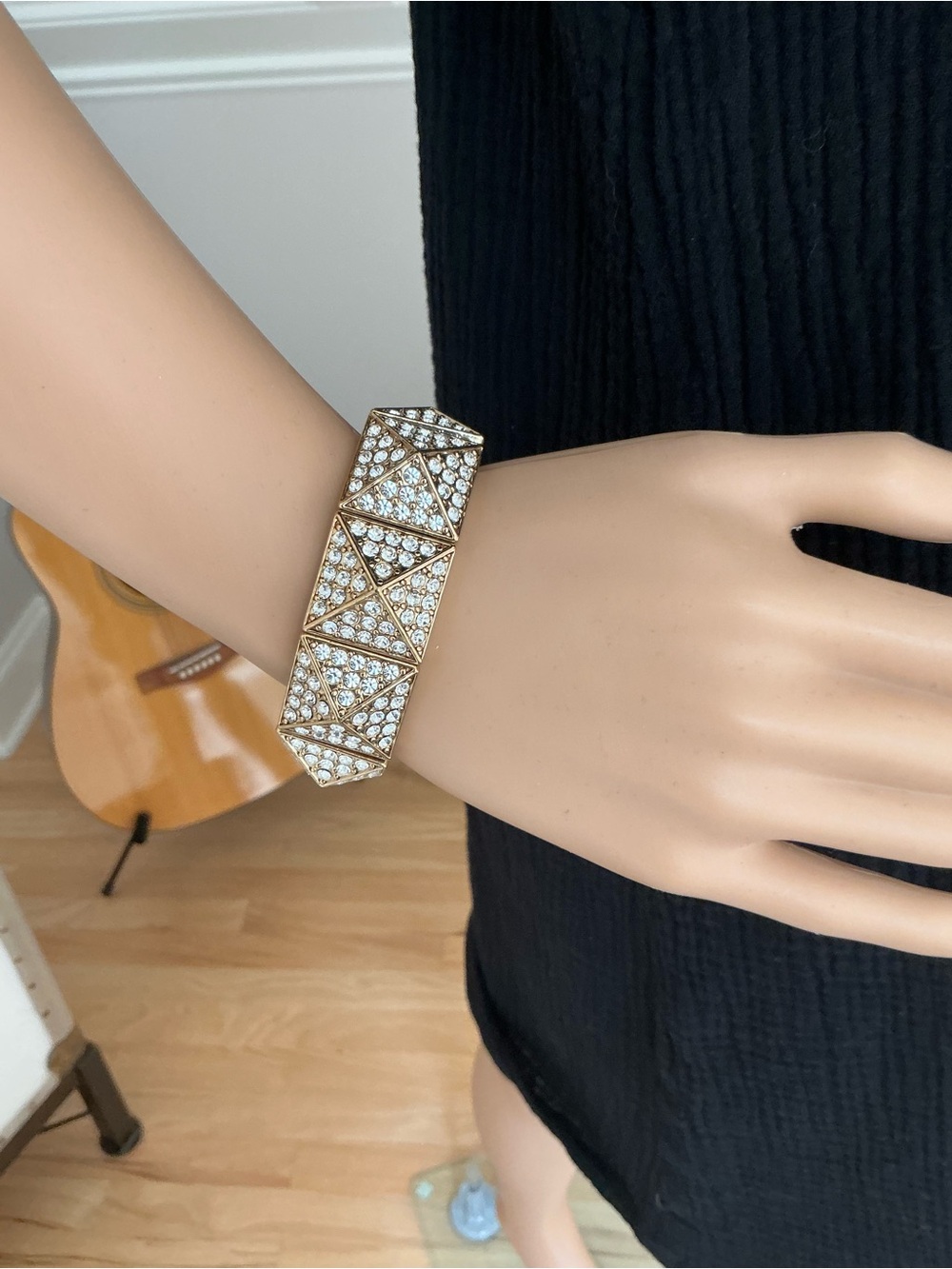 Crystal Pavé Geometric Stretch Statement Bracelet - Gold